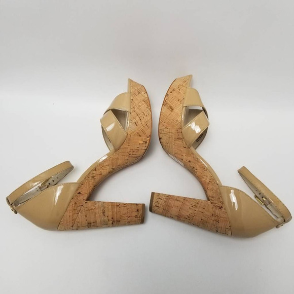 Michael Kors Camilla Platform Heels Sandals Patent Leather Straps Sz 9.5 M - Picture 6 of 12